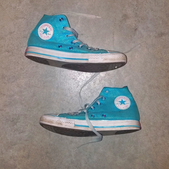 converse turquoise high tops